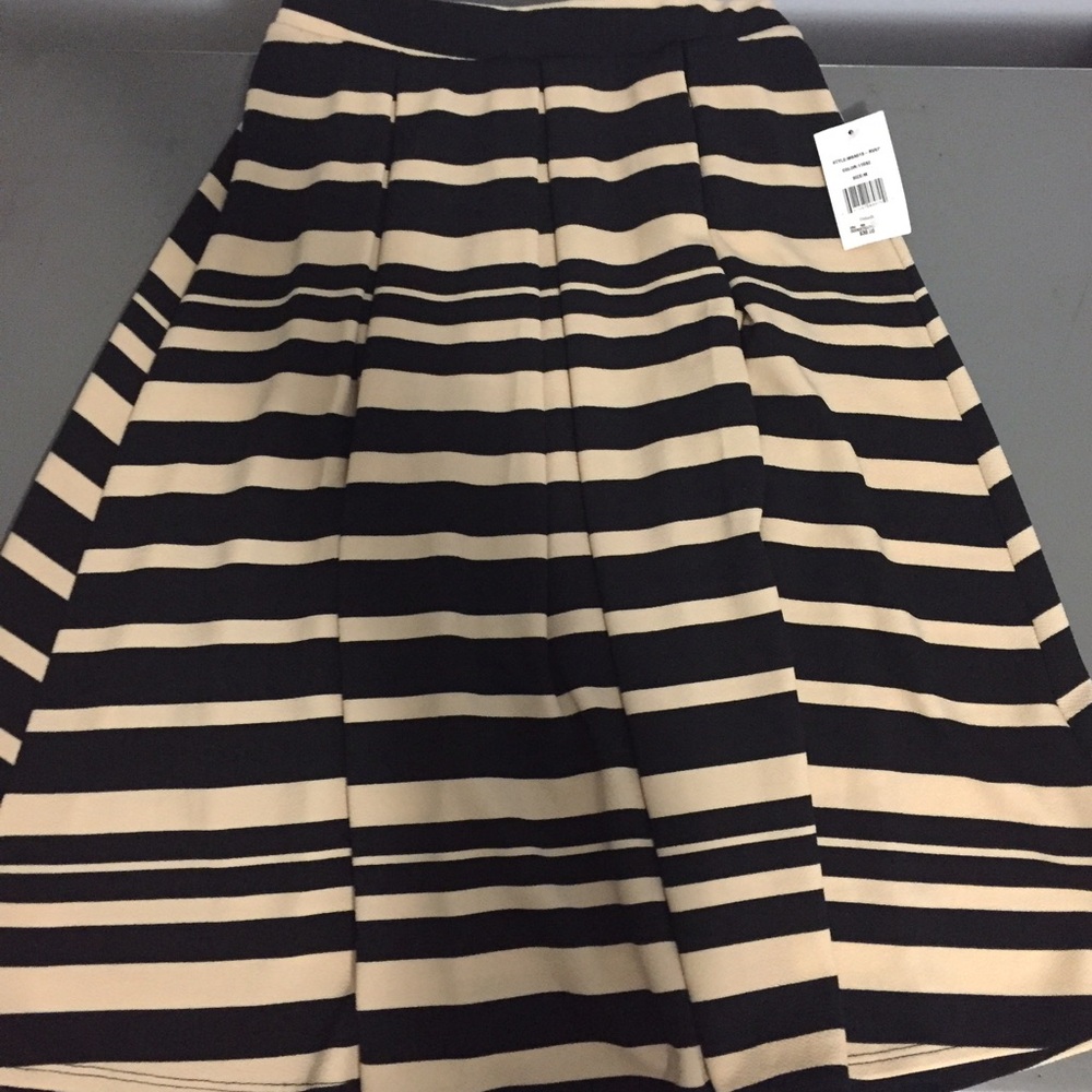 Black and Cream skirt